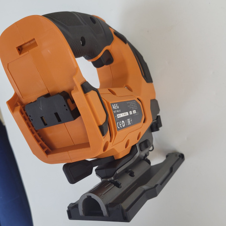 Лобзик AEG  bst18blx2-0