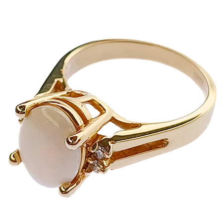 Кольцо из золота 585 пробы с бриллиантами и опалом