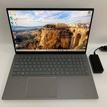 Ноутбук DELL Inspirion 15 5510 15,6"/ Intel Cоre i5-11320Н./ 8 Гб/ 512 Гб/