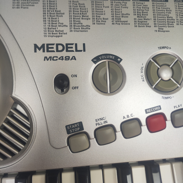 Синтезатор medeli mc49a 