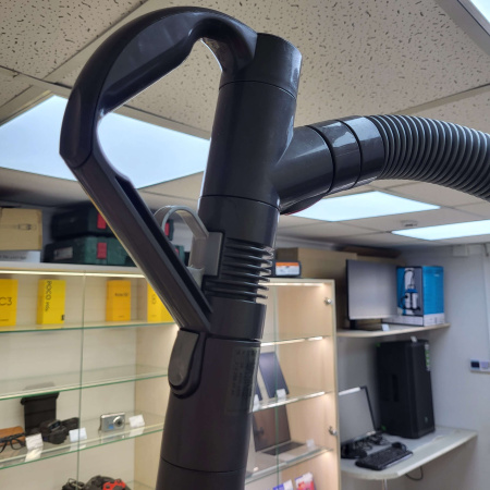 Пылесос Dyson DC19