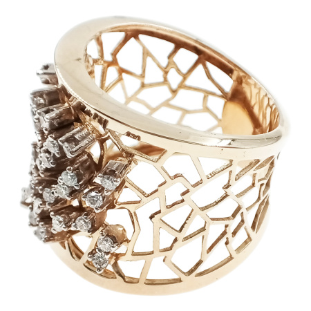 Кольцо из золота 585 пробы с бриллиантами