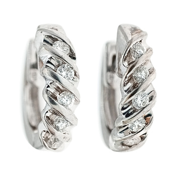 Серьги из золота 750 пробы с бриллиантами