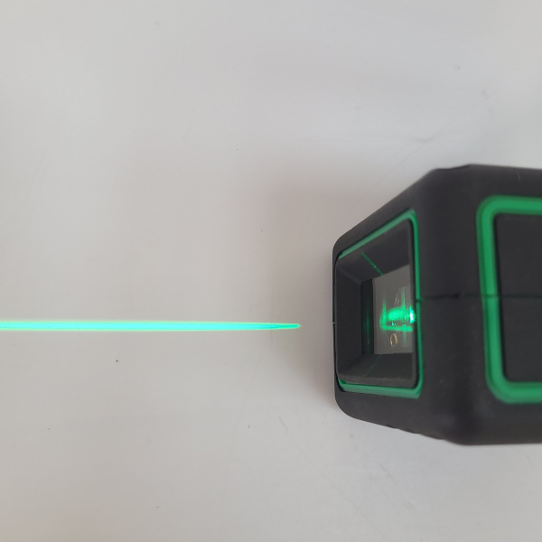 Лазерный уровень CUBE mini green