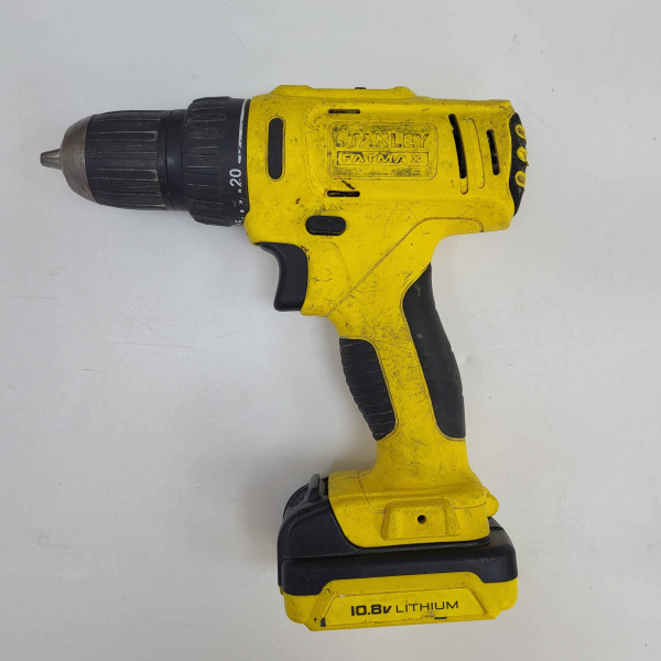 Шуруповерт STANLEY Fatmax fmc011