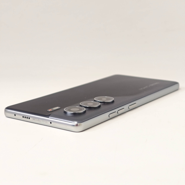 Мобильный телефон TECNO Camon 40 8/256 гб