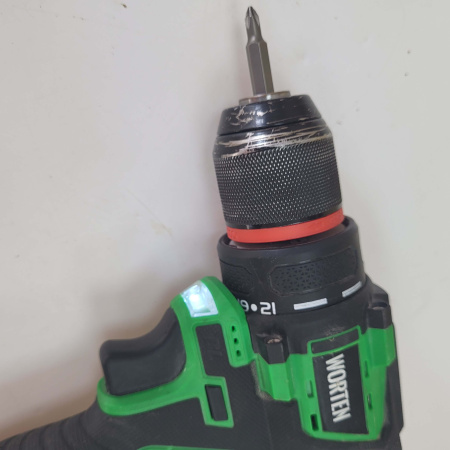 Шуруповерт Worten