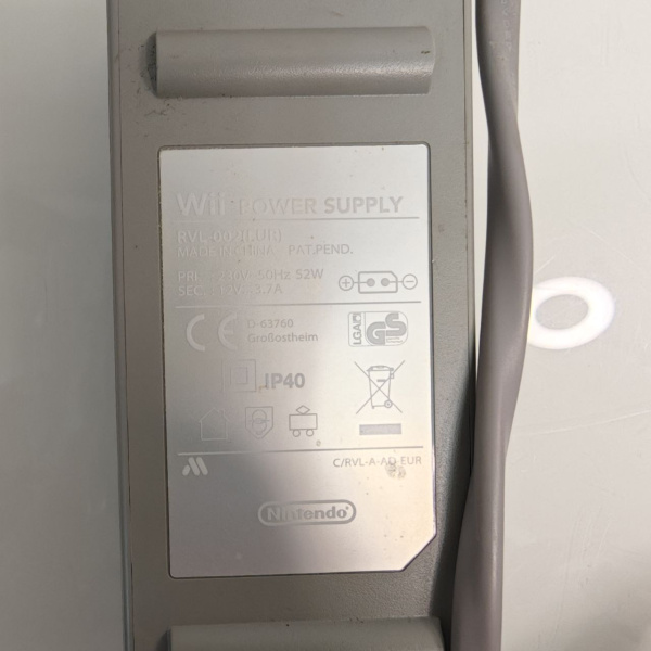 Игровая приставка NINTENDO Wii rvl-001
