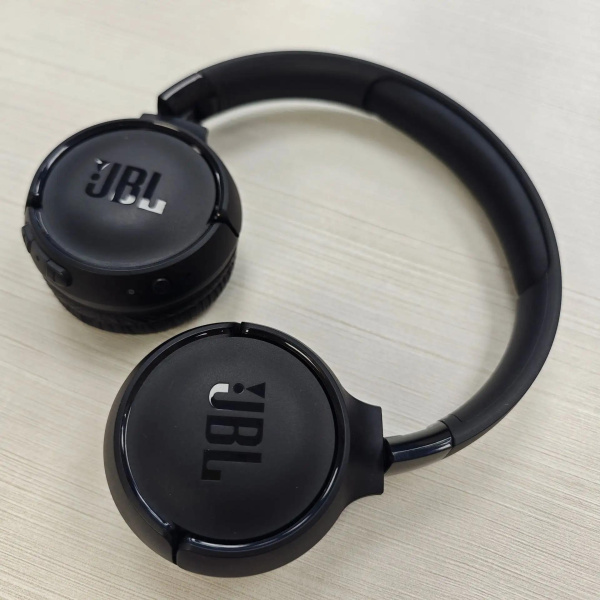 Наушники JBL 520 bt