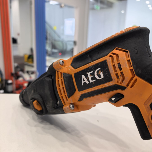 Перфоратор AEG KH24IE