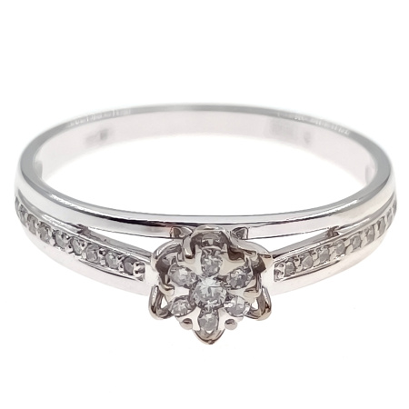 Кольцо из золота 585 пробы с бриллиантами