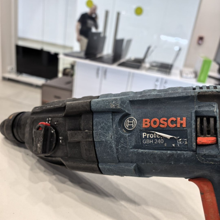 Перфоратор BOSCH GBH-240