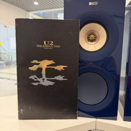 Полочная акустика Kef r3 met a indigo
