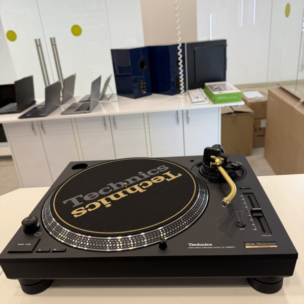 Виниловый проигрыватель Technics SL-1200M7G 50th