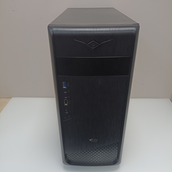 Системный блок IRU Castom  Intel Core i5-4460/ 16 Гб///  NVIDIA GeForce GTX 1650 4GB