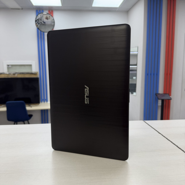 Ноутбук ASUS V F540B 15,6"/ AMD A4-9125/ 4 Гб/ 256 Гб/