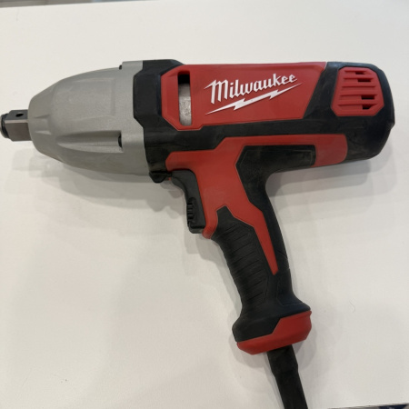 Гайковерт MILWAUKEE  ipwe 520r