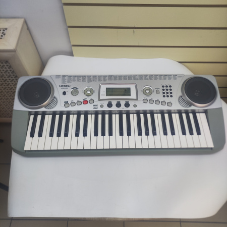 Синтезатор medeli mc49a 