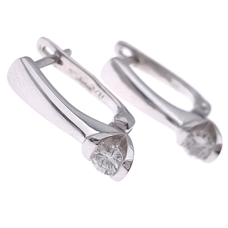 Серьги из золота 750 пробы с бриллиантами