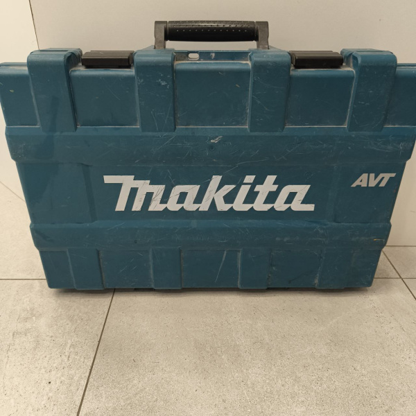 Отбойный молоток MAKITA HR5212C