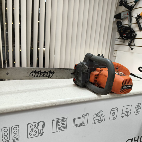 Электрическая пила DAEWOO  dacs 1900e