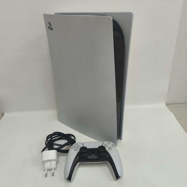 Игровая приставка SONY CFI-1200A 