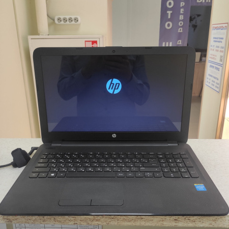 Ноутбук HP 15-ac000ur (n0j78ea) 15,6"/ Intel Celeron N3050/ 2 гб/ HDD 500 гб