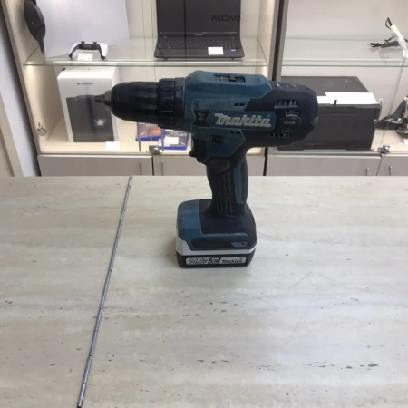 Шуруповерт MAKITA df488d