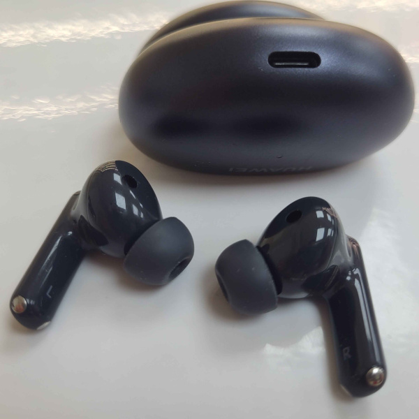 Наушники HUAWEI  freebuds 6i