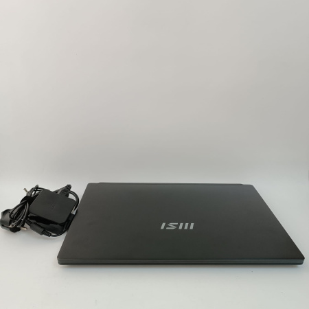 Ноутбук MSI 15b12m-215xru 15,6"/  Intel Core i3-1215U/ 8 Гб/ 256 Гб/  Intel UHD Graphics