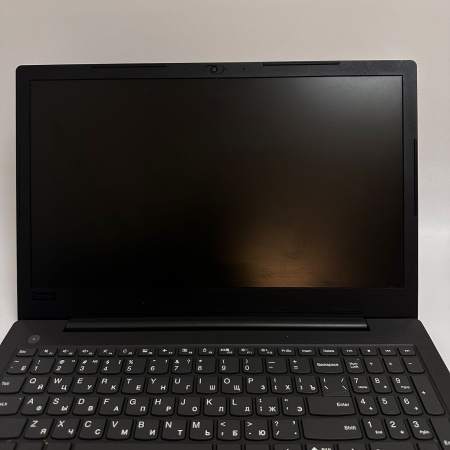 Ноутбук Lenovo V130-15IKB 15,6"/Core i3 7020U/ 4 Гб/ hdd 500 Гб