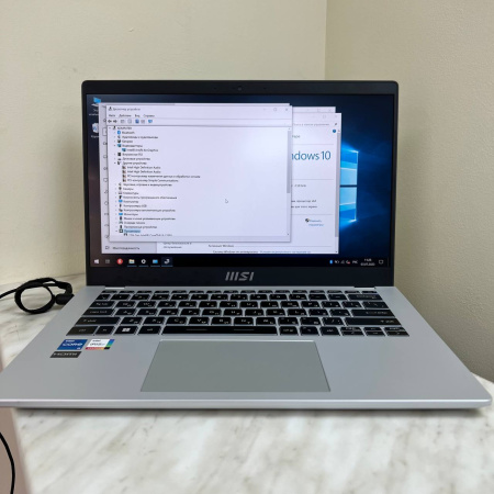 Ноутбук MSI Modern 14 C12M-240XRU 14,0"/ Intel Core i5 1235u/ 8 гб/ SSD 512 гб/ Intel Iris XE graphics