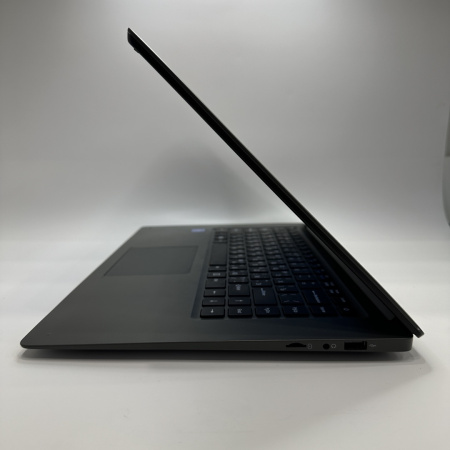 Ноутбук DIGMA eve 15c413 es5059ew 15,6"/  Intel Celeron N3350, 1.1 ГГц/ 4 Гб/ 64 Гб/ Intel HD Graphics 500