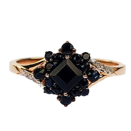 Кольцо из золота 585 пробы с бриллиантами и сапфиром