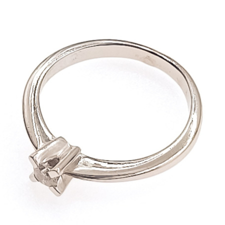 Кольцо из золота 585 пробы с бриллиантом