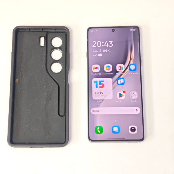 Мобильный телефон TECNO Camon 40 8/256 гб